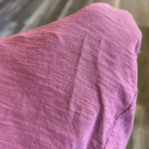 Gap Lived In T Shirt Size Small Curved Hem Short Sleeve - Picture 5 of 7